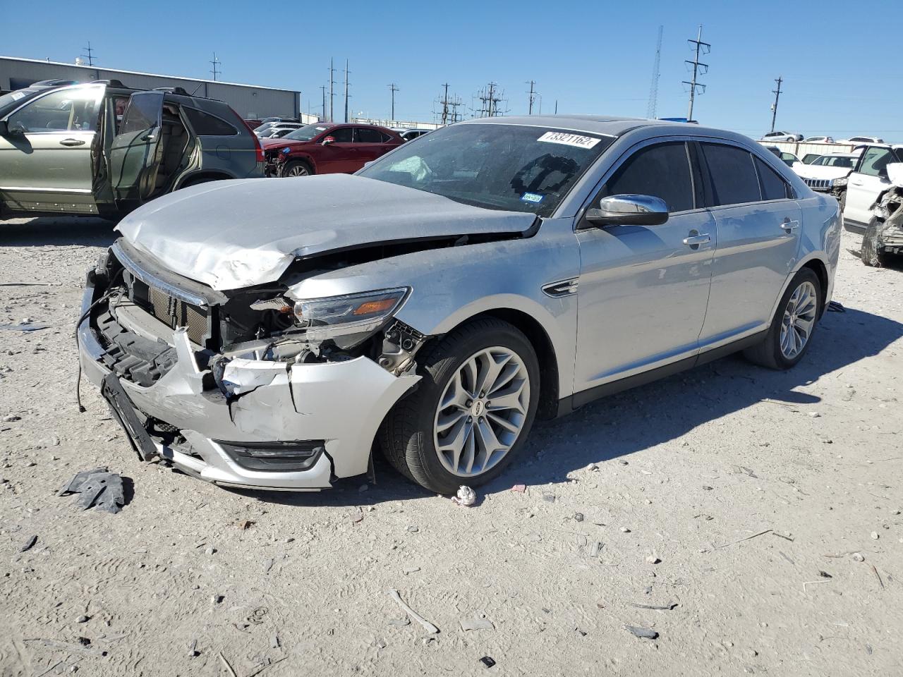 Ford Taurus lim (2015)