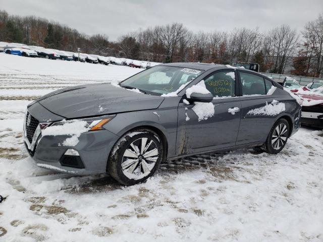 Nissan Altima sv (2022)