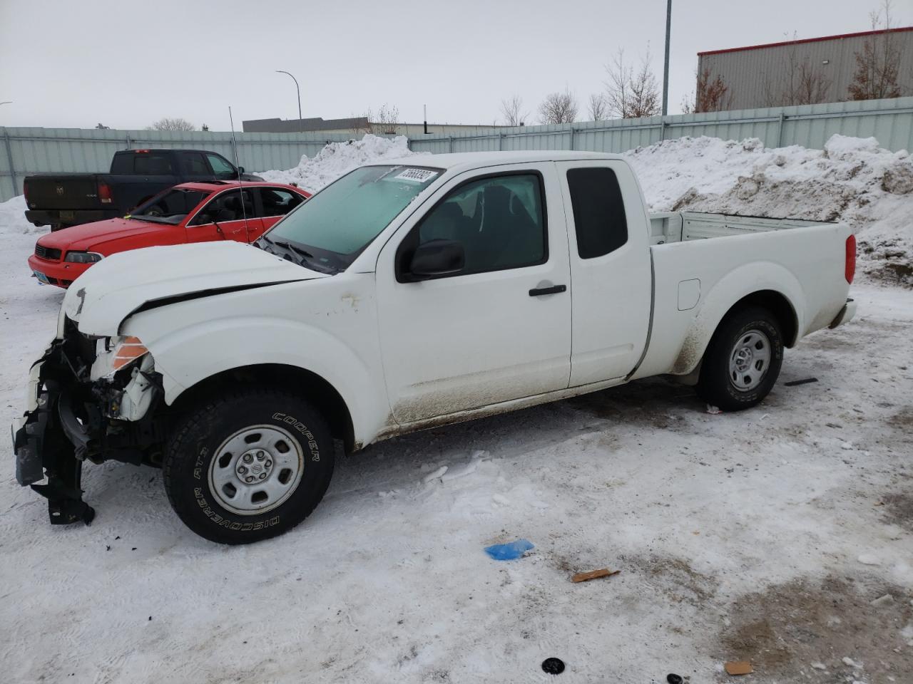 Nissan Frontier s (2017)