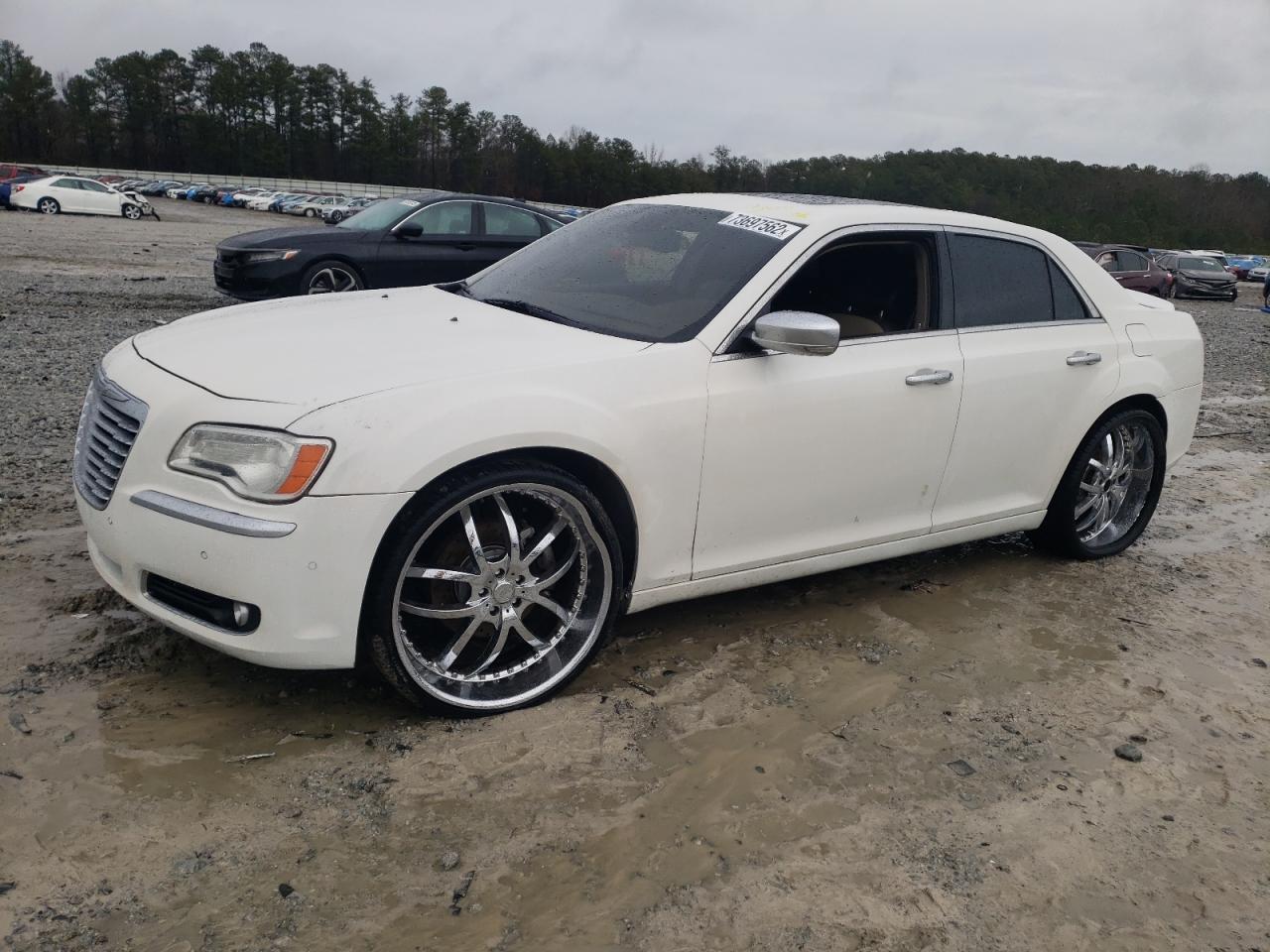 Chrysler 300c luxur (2012)