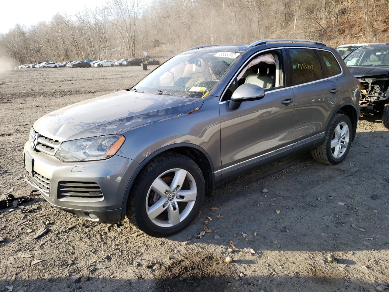 Volkswagen Touareg v6 (2012)