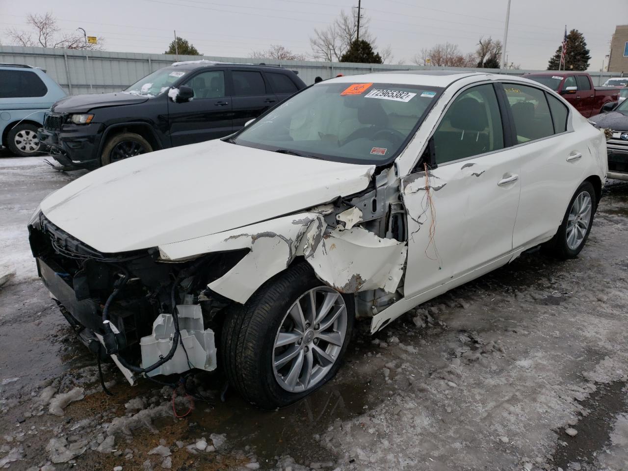 Infiniti Q50 premiu (2017)