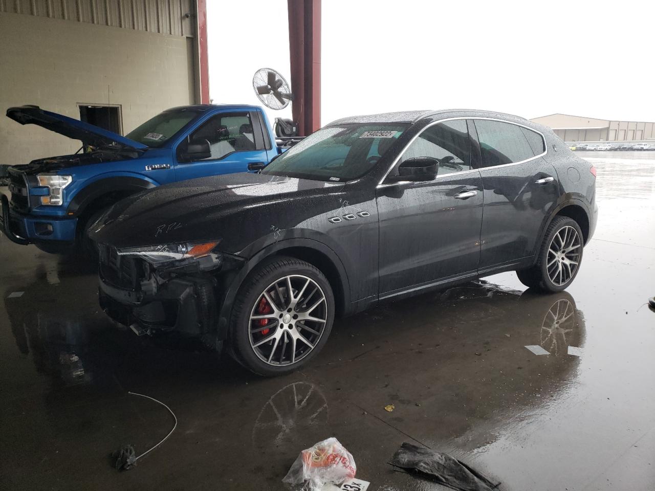 Maserati Levante s (2017)