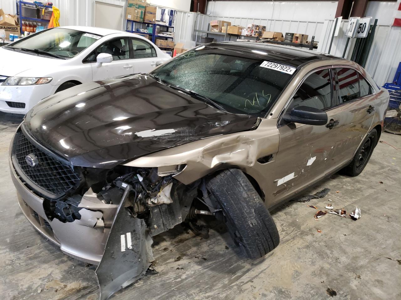 Ford Taurus pol (2018)