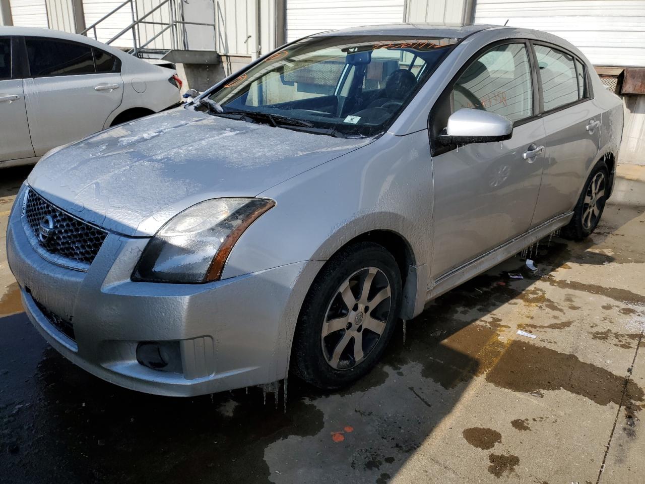 Nissan Sentra 2-0 (2012)