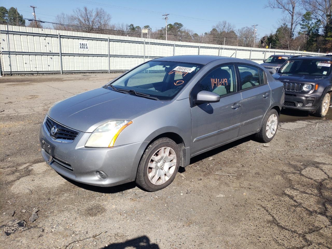 Nissan Sentra 2-0 (2010)