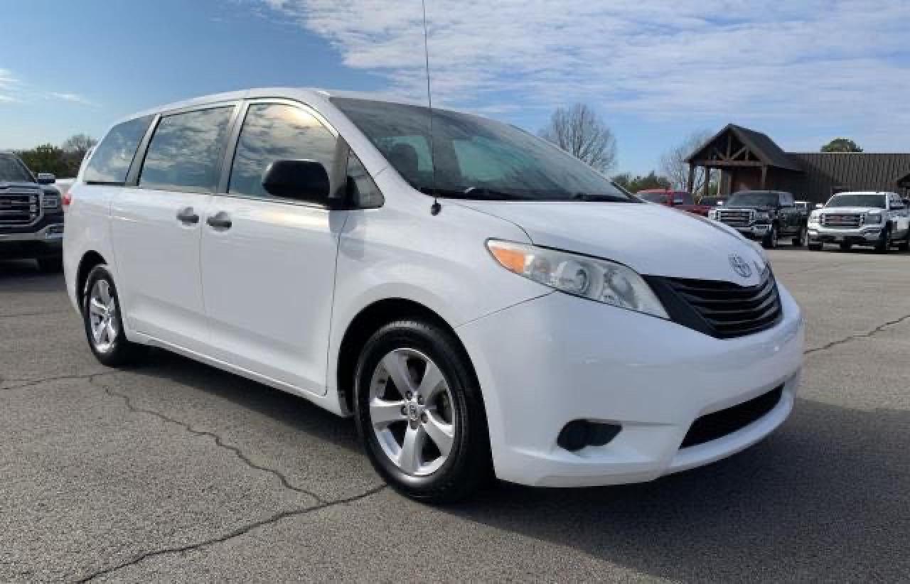 Toyota Sienna (2013)