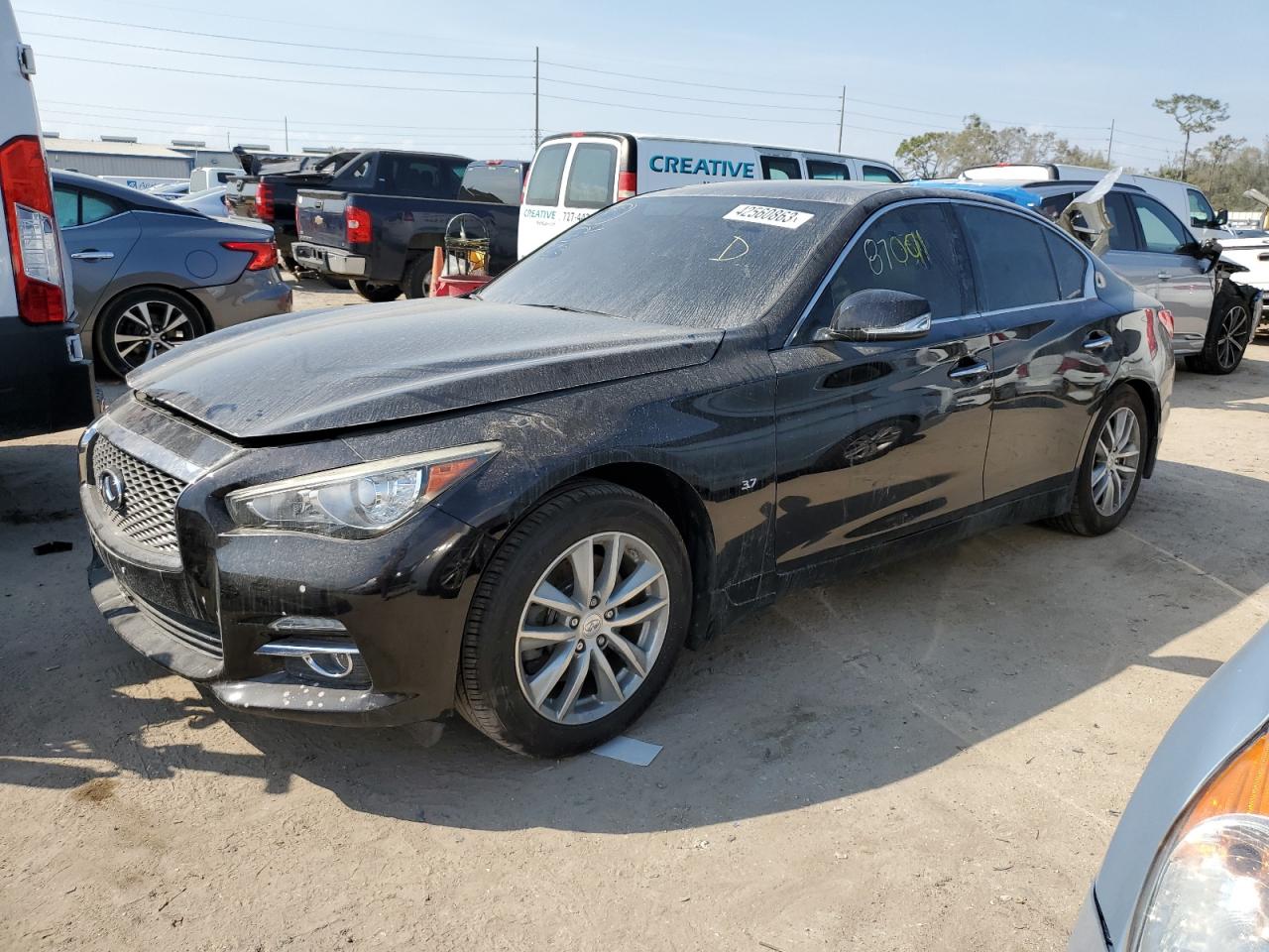 Infiniti Q50 base (2015)