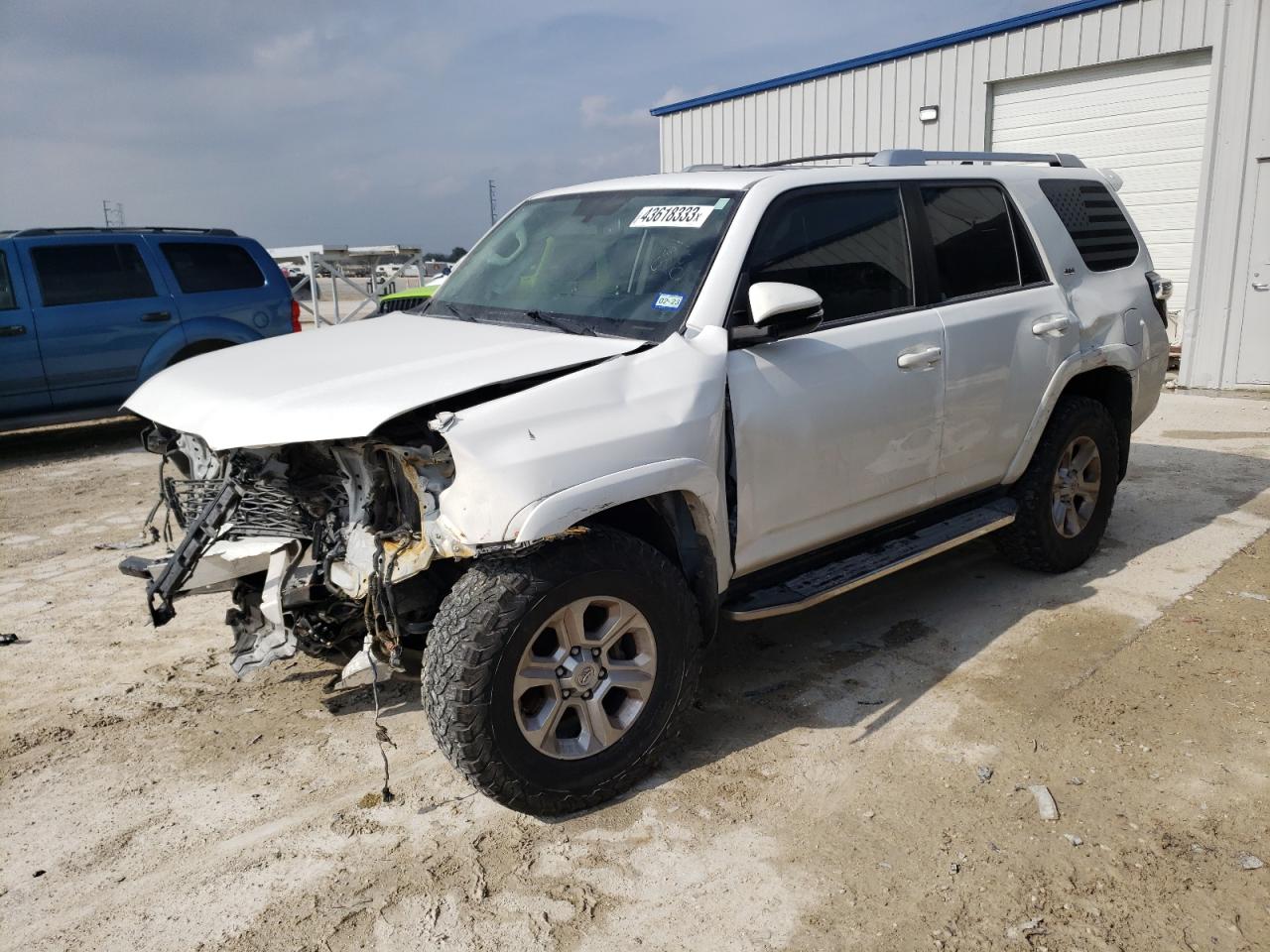 Toyota 4runner sr (2018)