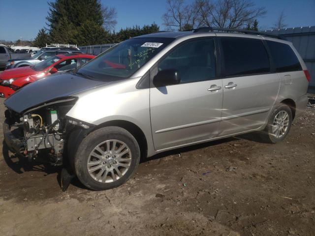 Toyota Sienna le (2009)
