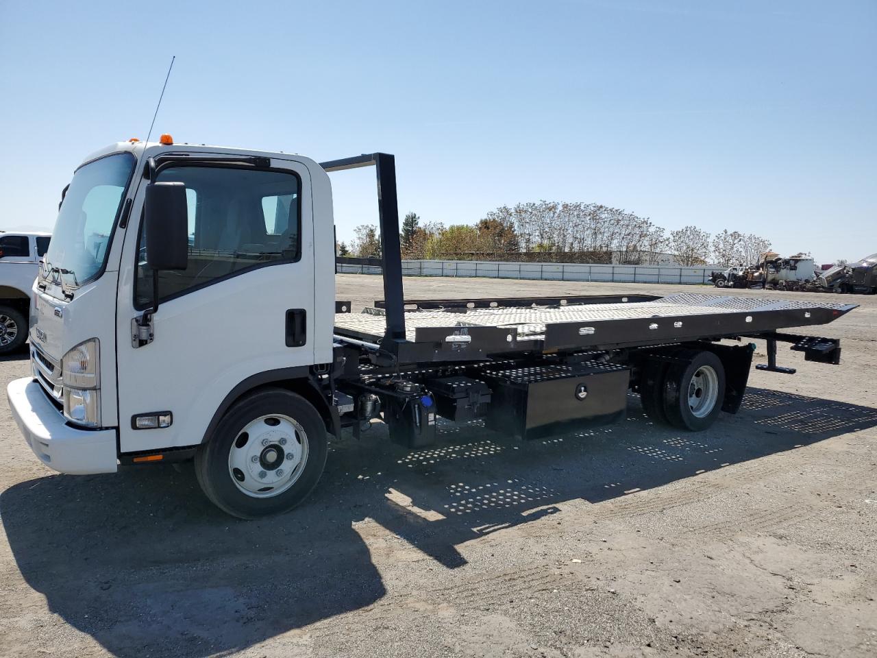 Isuzu Trooper (2020)