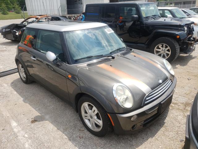 Mini Cooper (2006)