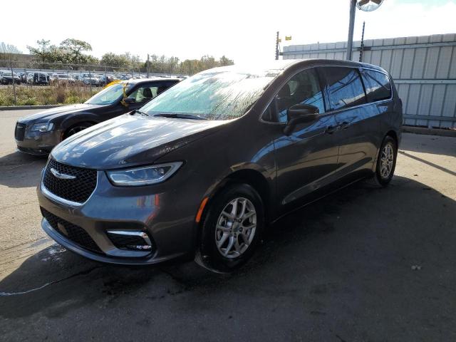 Chrysler Pacifica (2023)