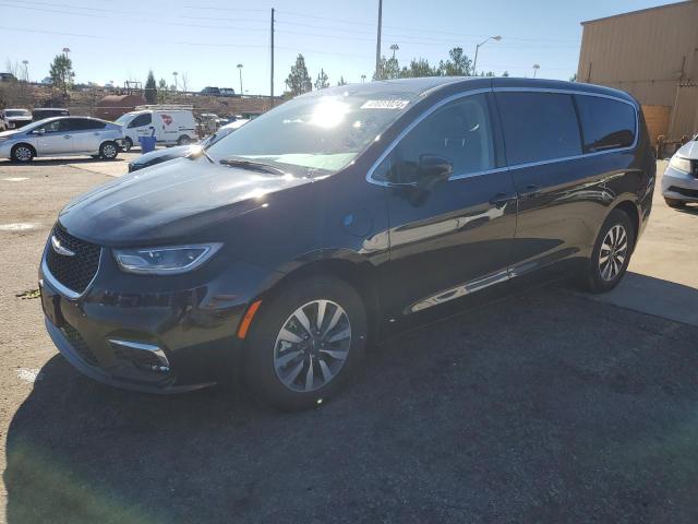 Chrysler Pacifica (2023)