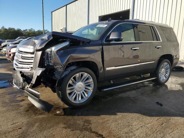 Cadillac Escalade (2016)