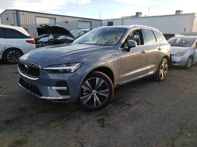 Volvo Xc60 plus (2023)