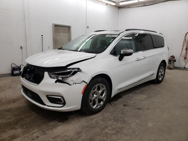 Chrysler Pacifica (2023)