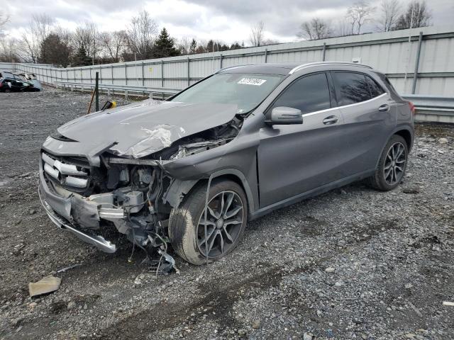 Mercedes-benz Gla-class (2015)
