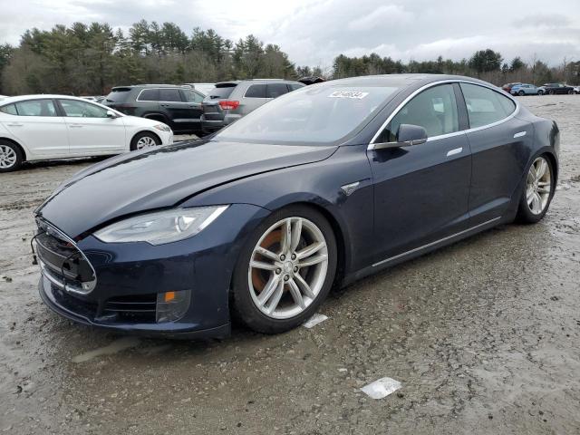 Tesla Model s (2015)