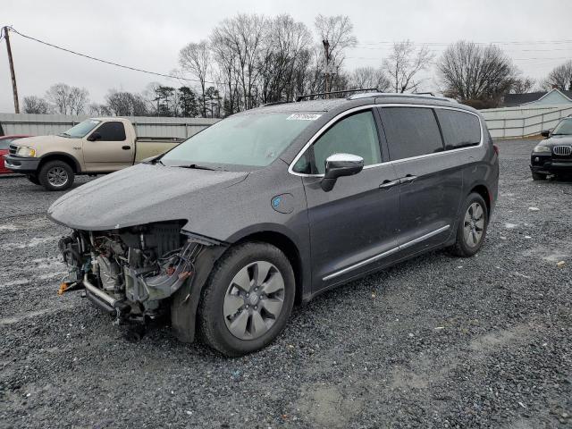 Chrysler Pacifica (2017)