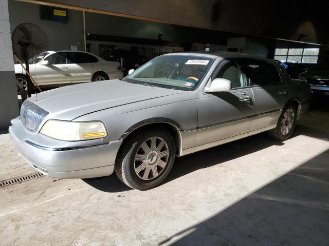 Lincoln Towncar (2003)