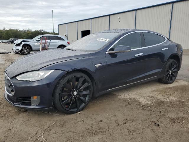 Tesla Model s (2013)