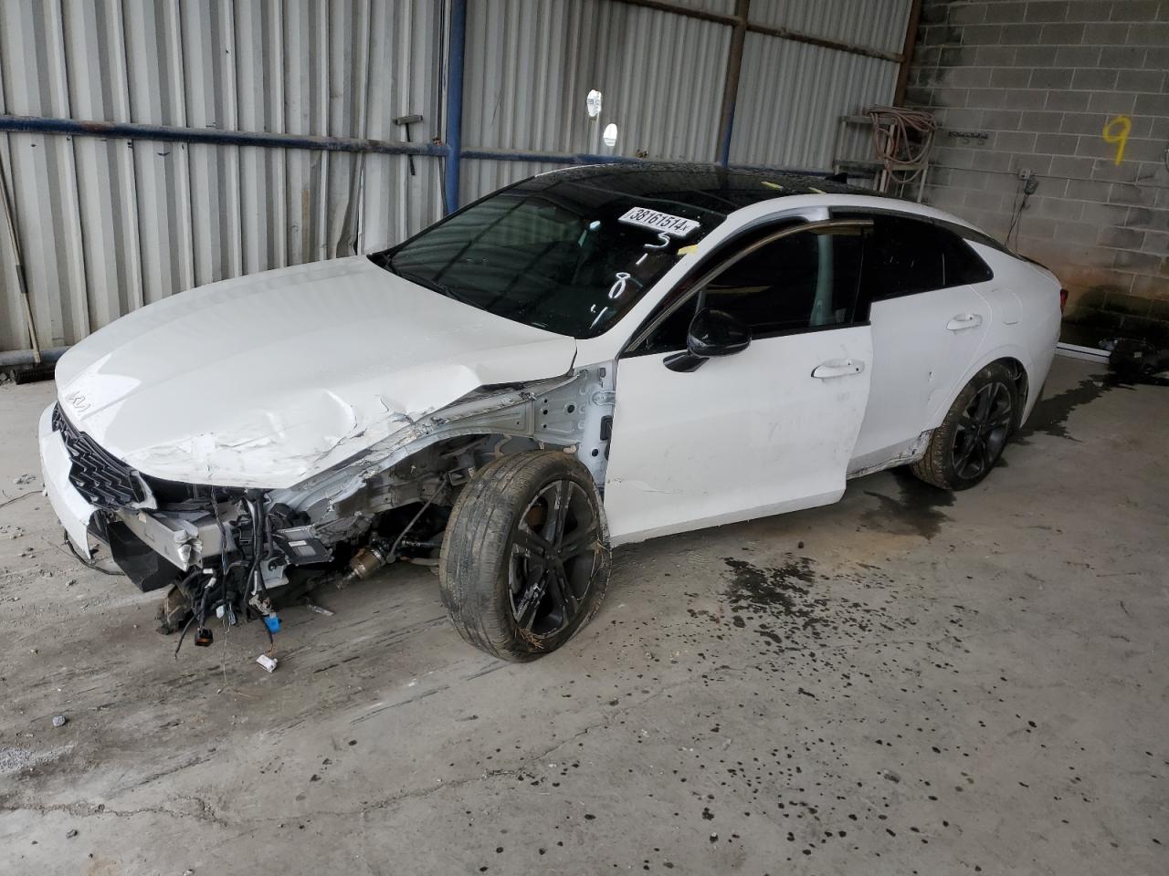 Kia K5 (2022)