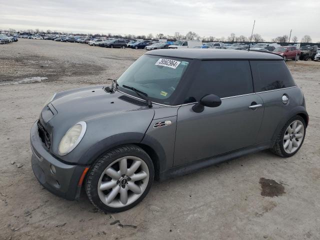 Mini Cooper (2004)