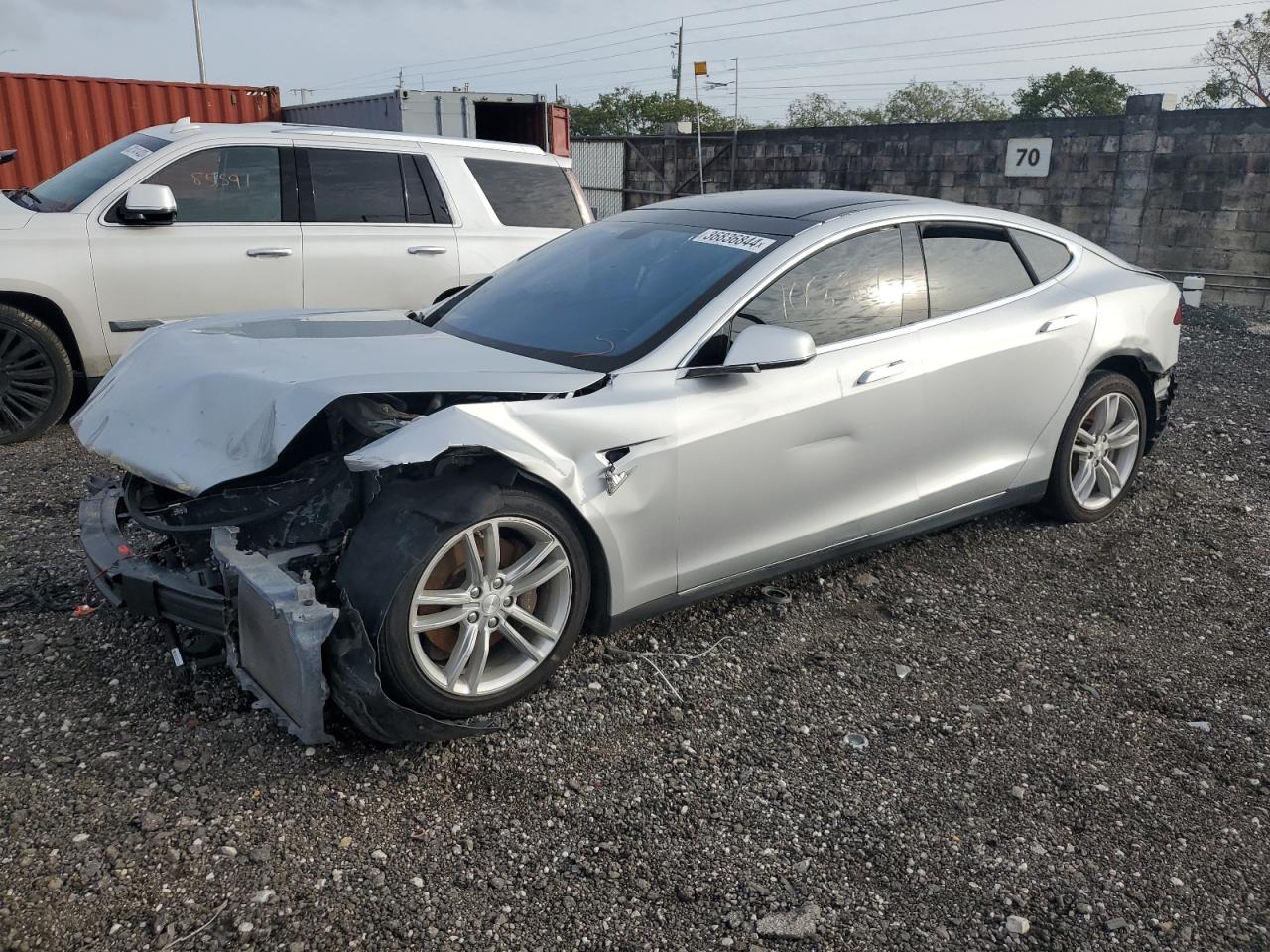Tesla Model s (2013)