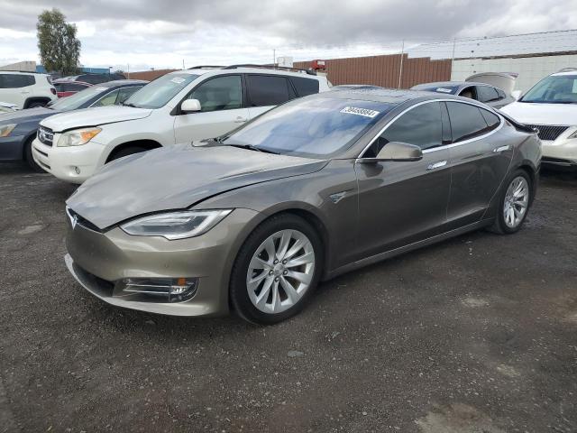 Tesla Model s (2016)