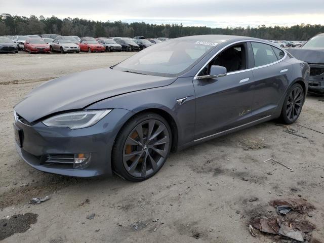 Tesla Model s (2021)