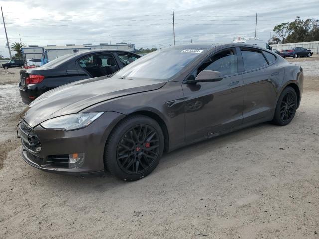Tesla Model s (2014)