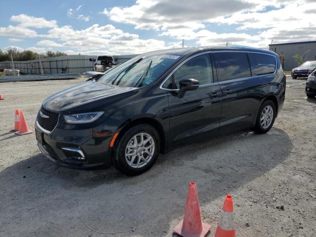Chrysler Pacifica (2023)