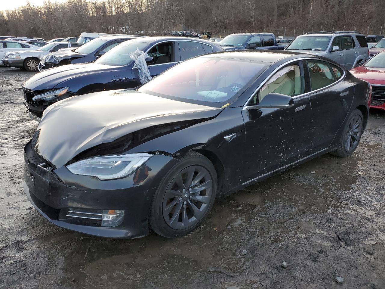 Tesla Model s (2018)