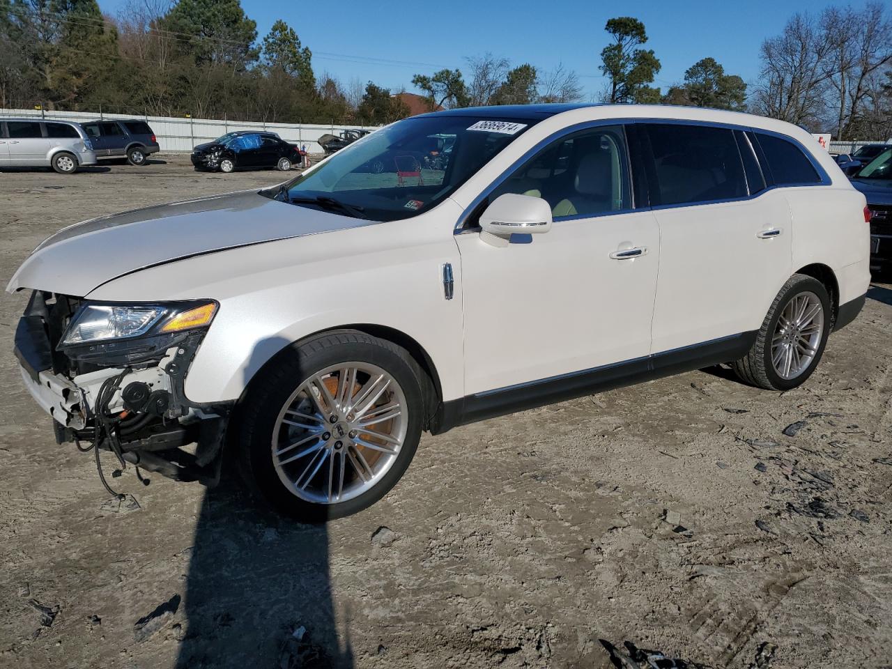Lincoln Mkt (2014)