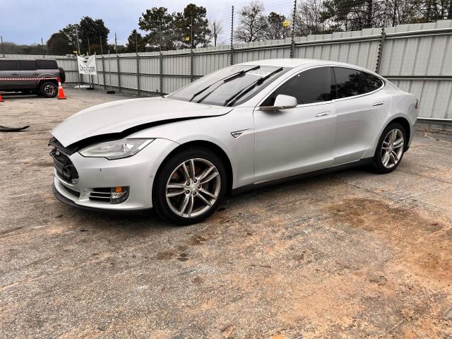 Tesla Model s (2015)