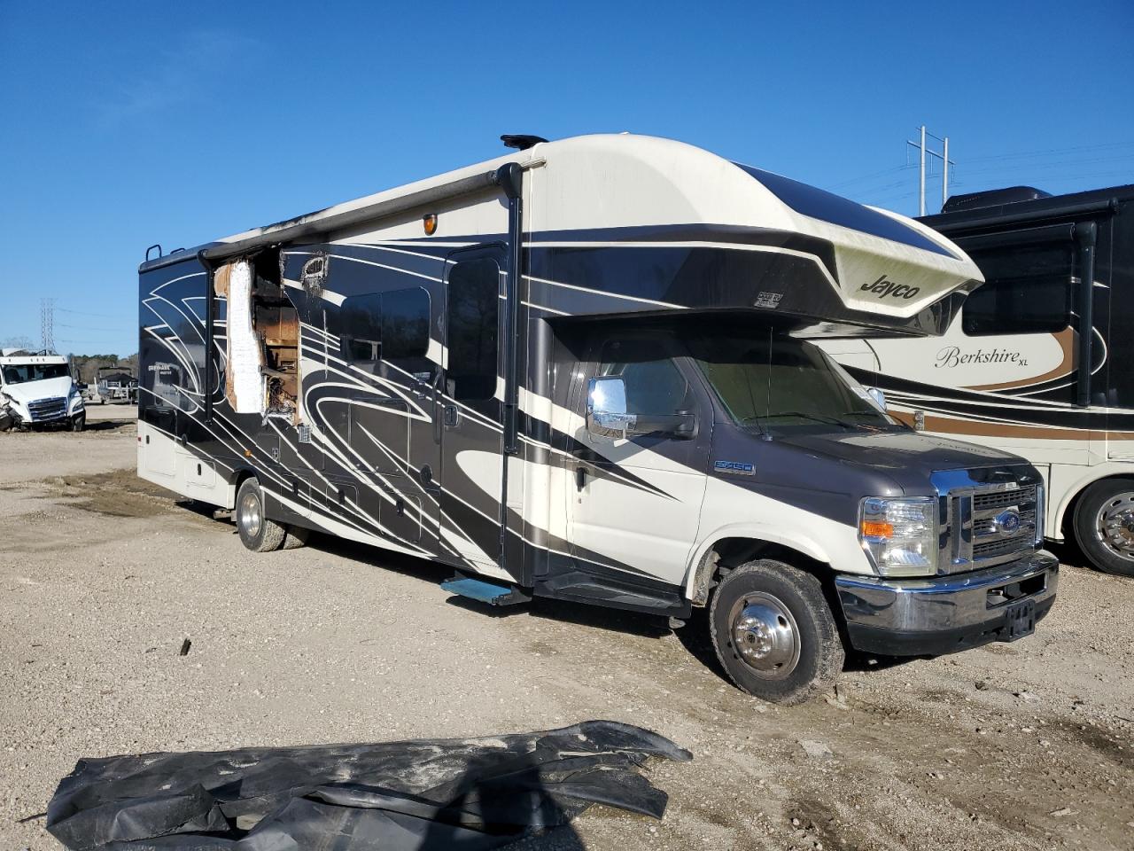 Ford Econoline (2019)