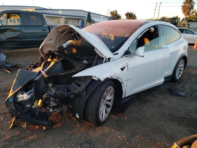 Tesla Model x (2020)