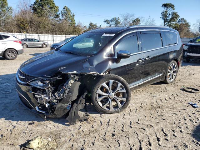Chrysler Pacifica (2017)