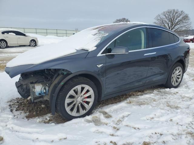 Tesla Model x (2016)
