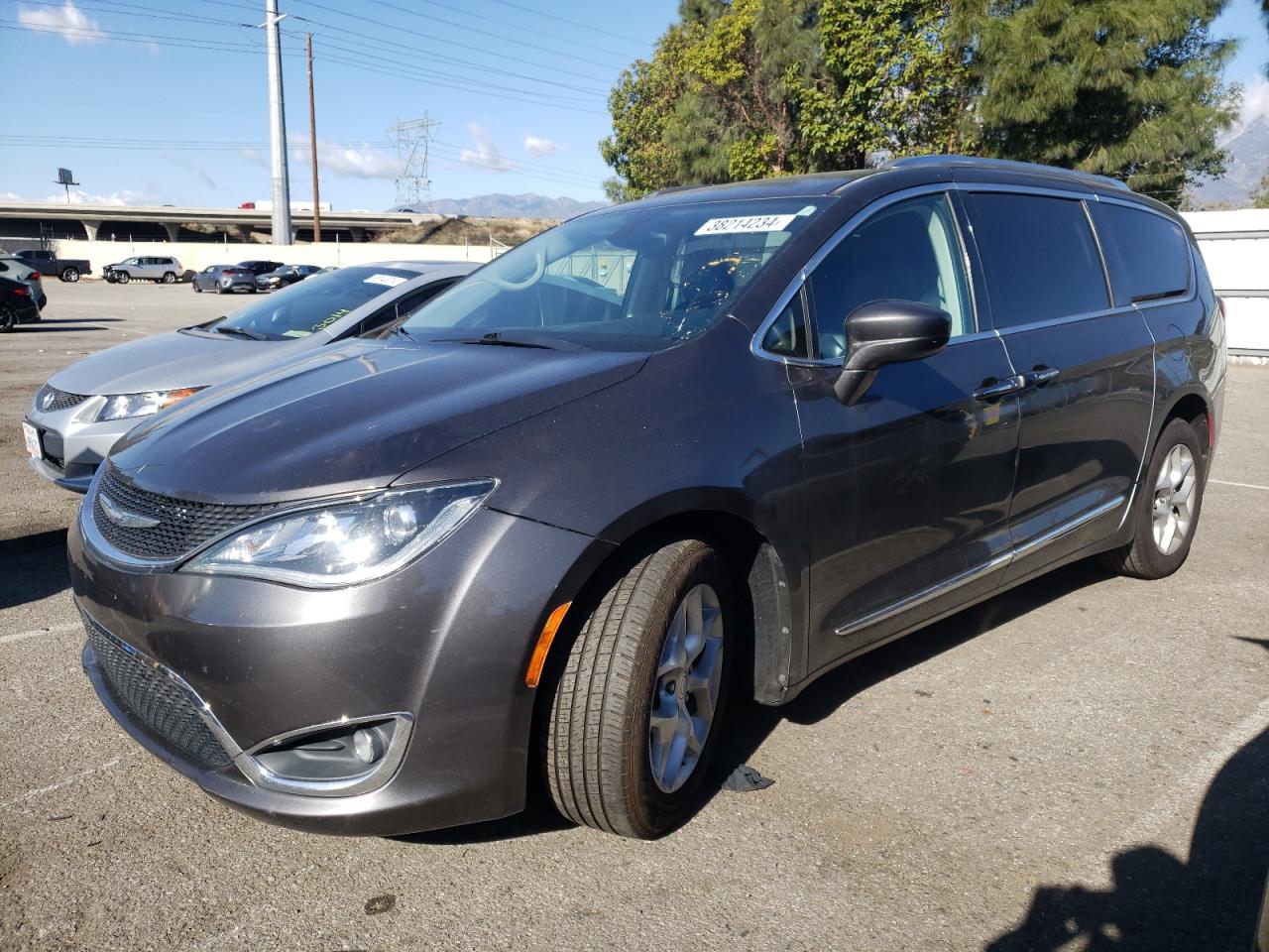 Chrysler Pacifica (2017)