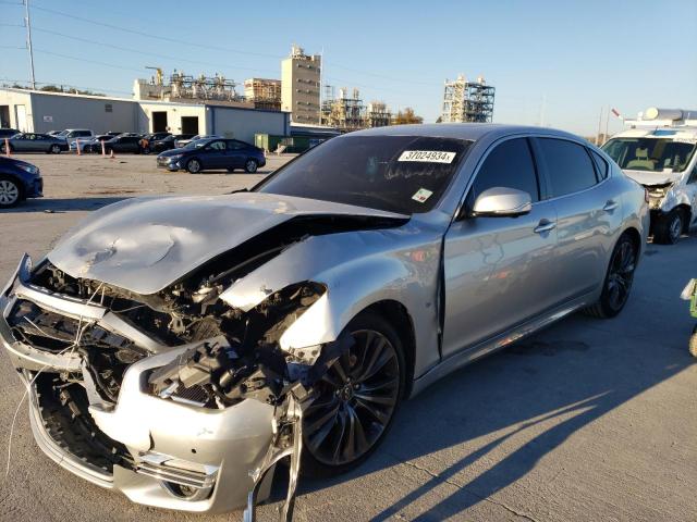 Infiniti Q70 (2015)