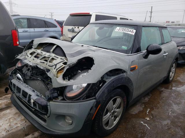 Mini Cooper (2015)