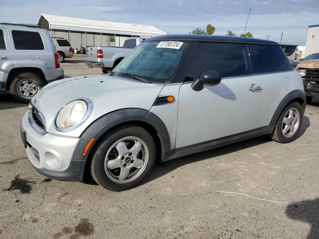 Mini Cooper (2011)