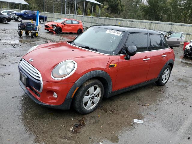 Mini Cooper (2015)