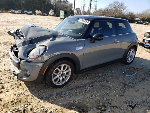 Mini Cooper (2015)