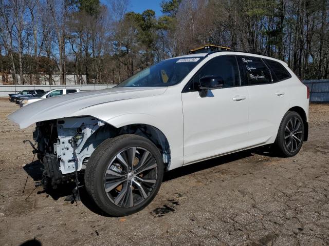Volvo Xc60 plus (2024)
