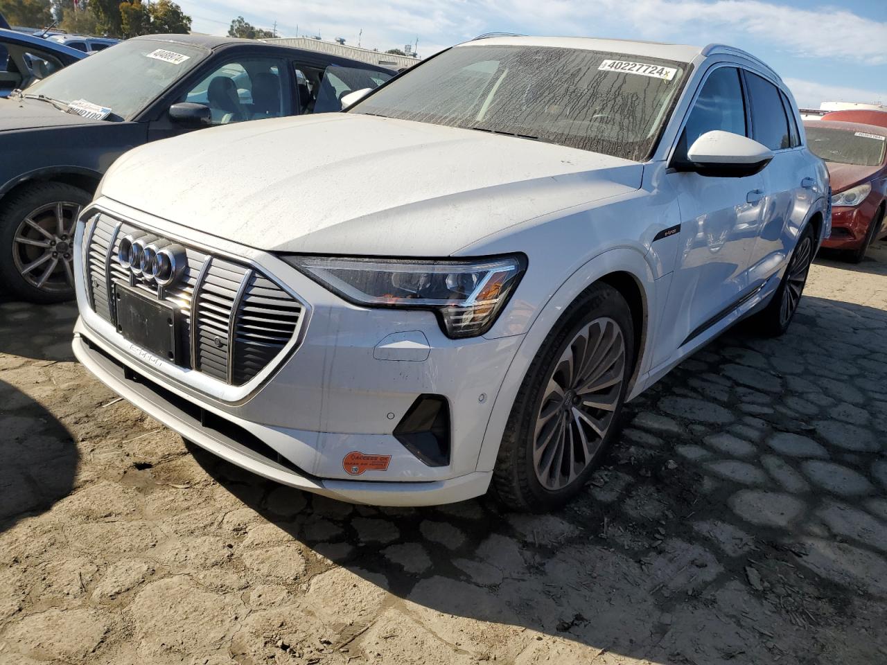 Audi E-tron (2019)