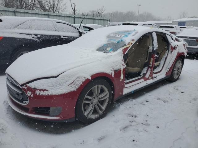 Tesla Model s (2016)