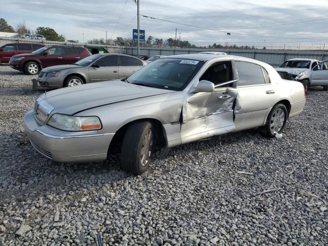 Lincoln Towncar (2003)